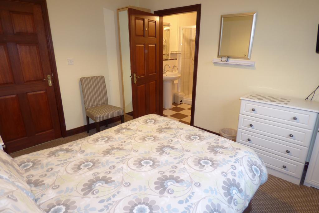 Ken-Mar House Bed And Breakfast Ballymoney Oda fotoğraf